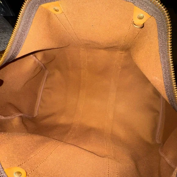 Authentic Keep all 50